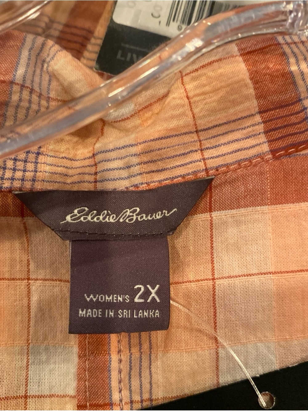 Eddie Bauer Women’s Plaid Apricot Packable Camp Shirt NWT - Picture 4 of 7